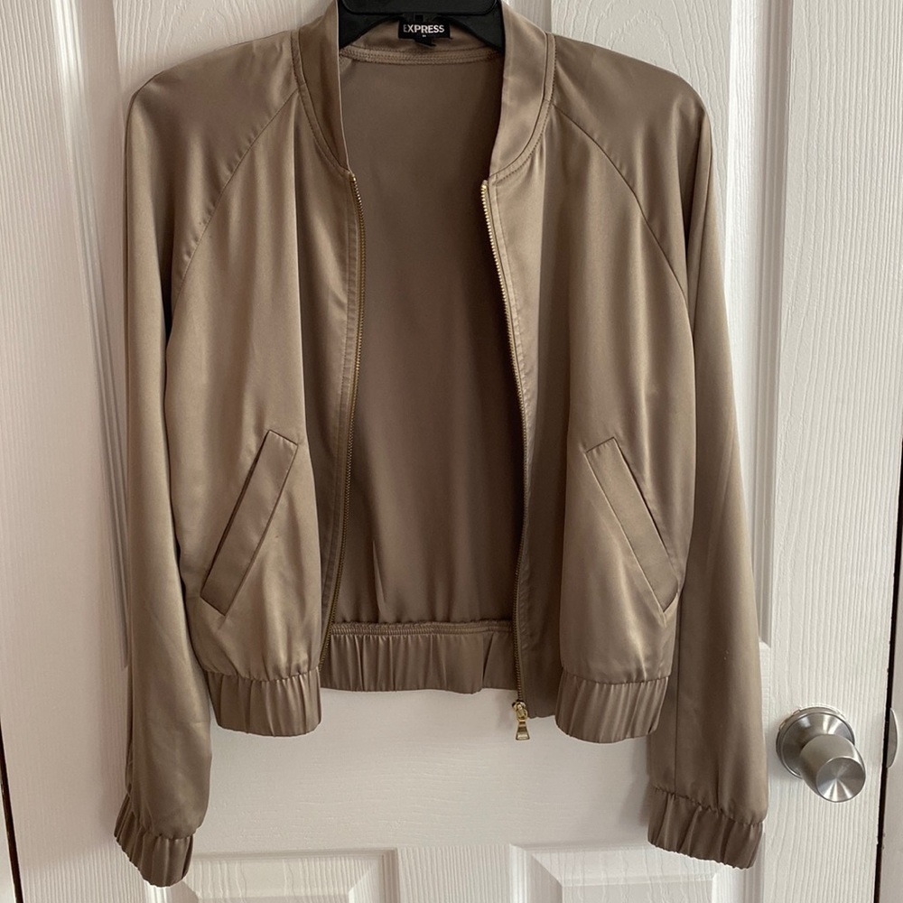 EXPRESS Jacket